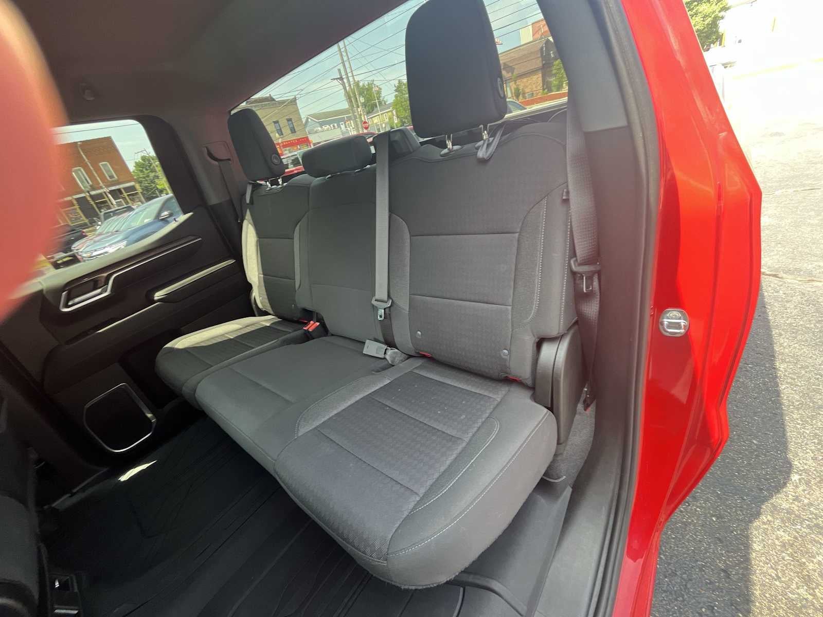 2022 Chevrolet Silverado 1500 LT (2FL)