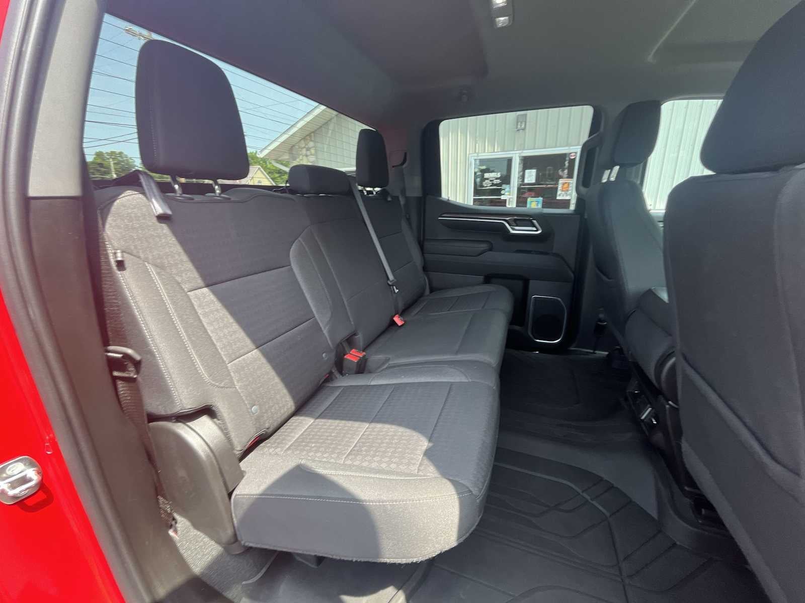 2022 Chevrolet Silverado 1500 LT (2FL)