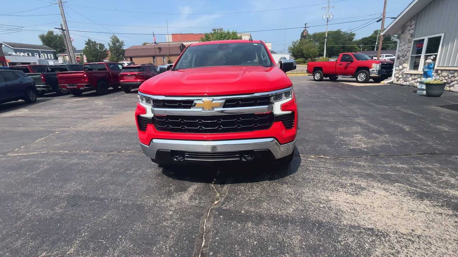 2022 Chevrolet Silverado 1500 LT (2FL)