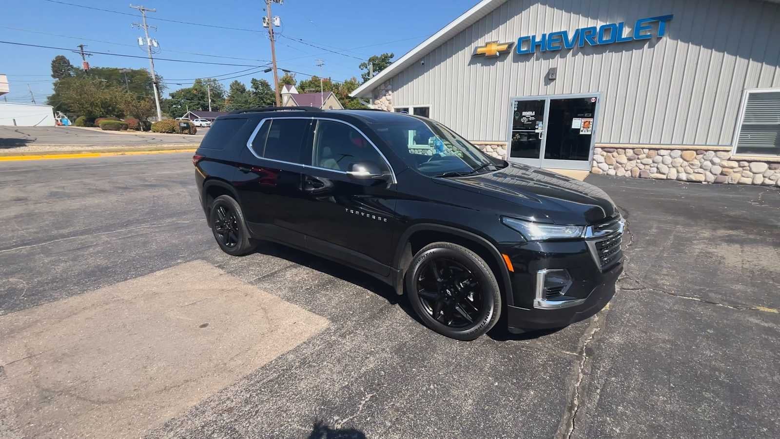 2023 Chevrolet Traverse LT Cloth