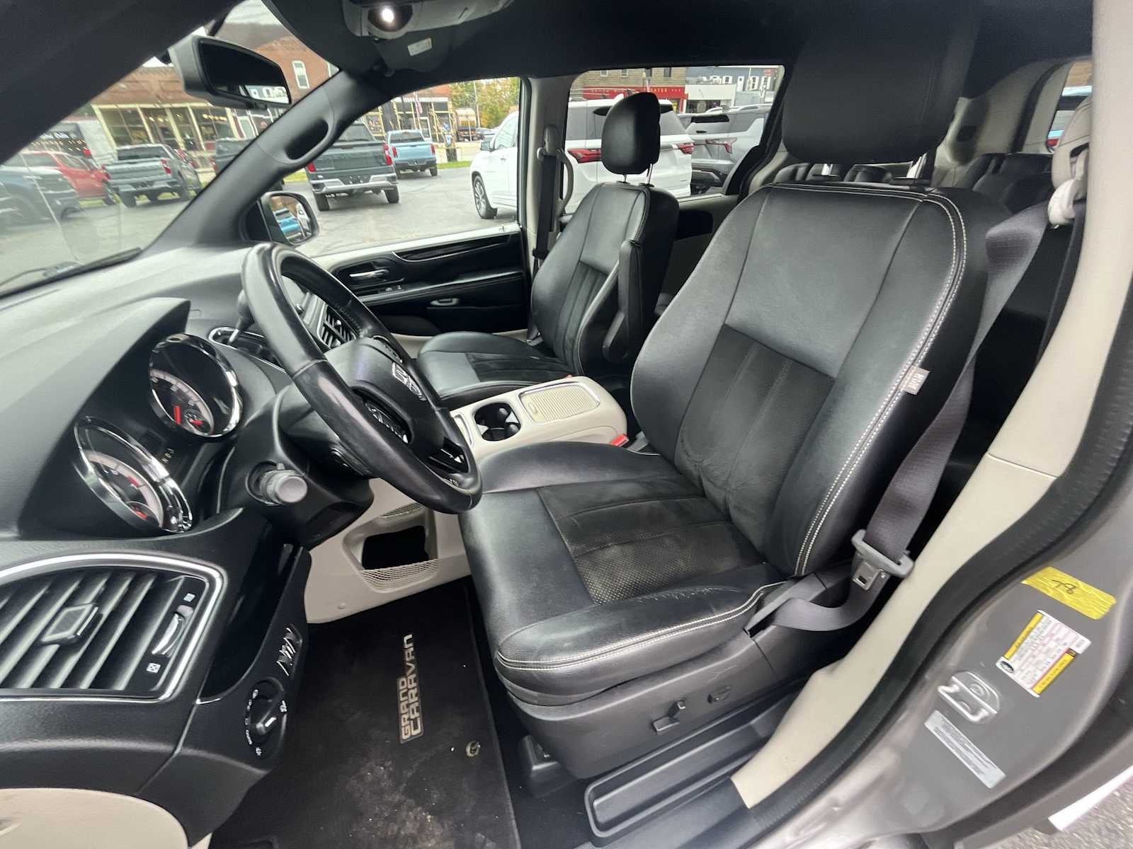 2016 Dodge Grand Caravan SXT